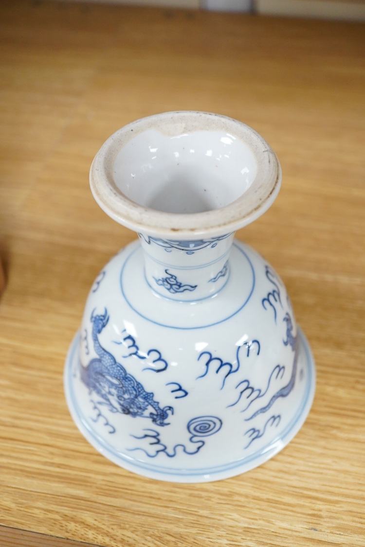 A Chinese blue and white ‘dragon’ stem cup, 13cm